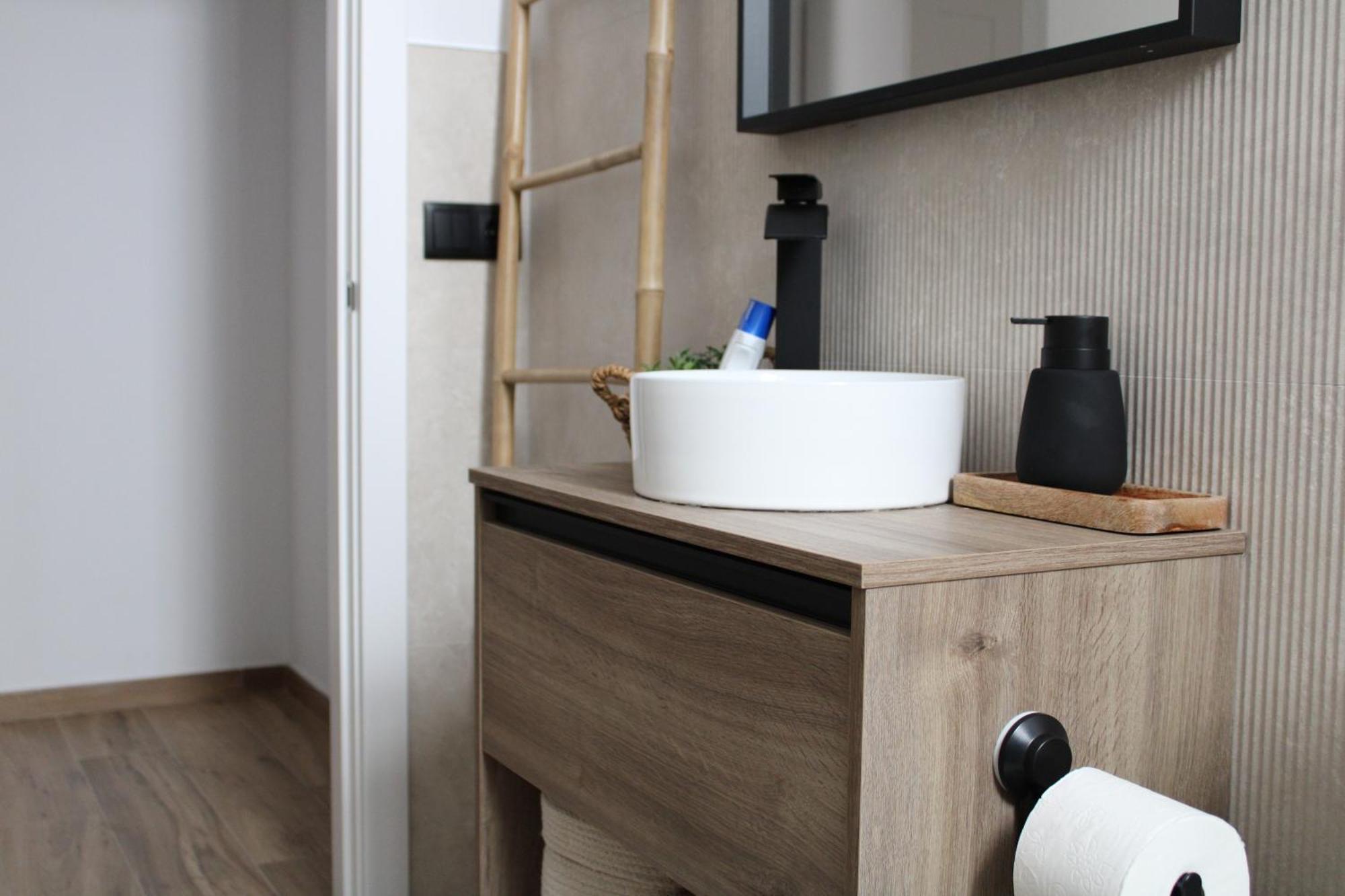 Las Arenas Suites 3 Playa Valencia Luaran gambar